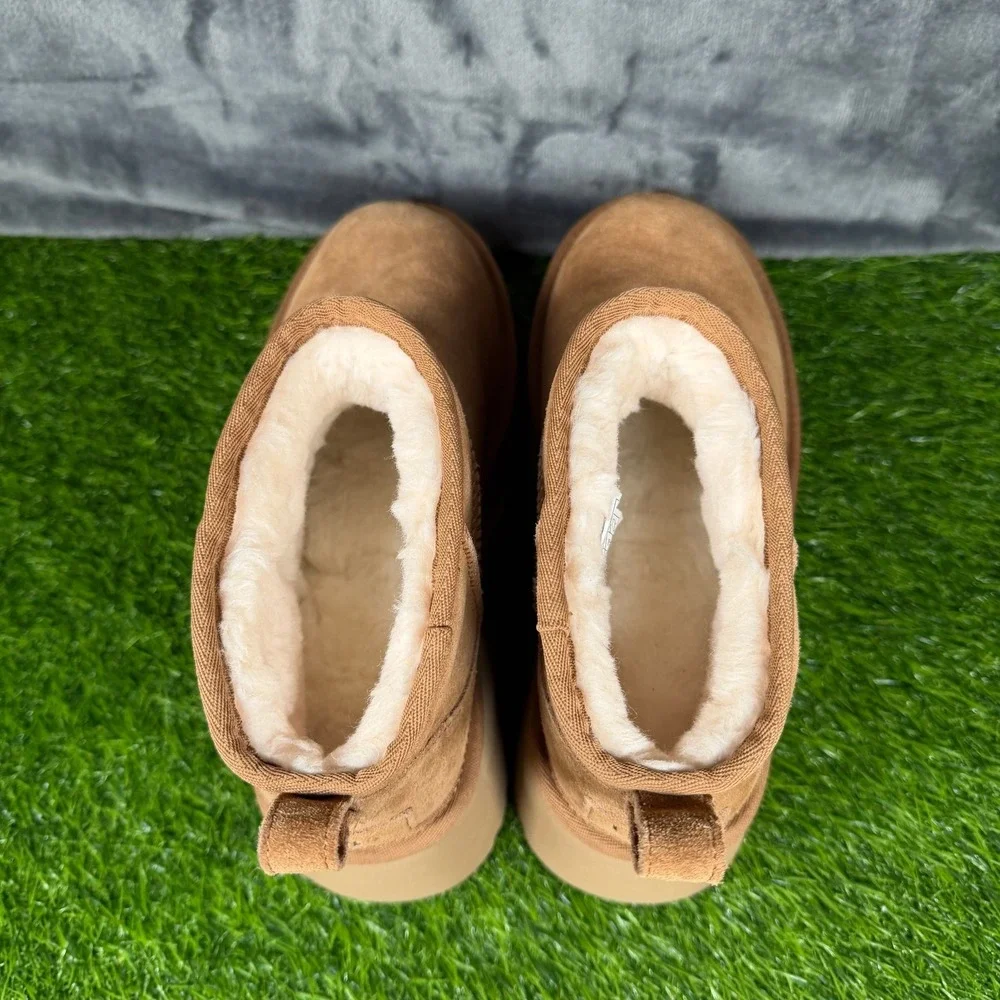 UGG Classic Ultra Mini Platform Boots Womens Size 9 Chestnut Suede